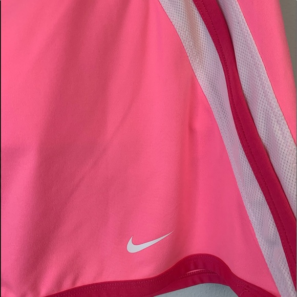 Nike Dri Fit Pink Skorts Size L - Picture 3 of 11